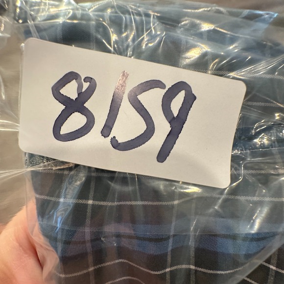 Vineyard Vines Shirt Mens Large Plue Plaid Check Whale Shirt 100% Cotton Logo - Picture 8 of 8